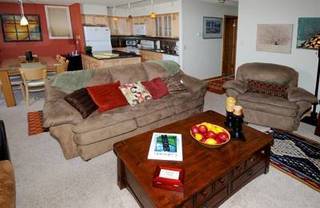 Vantage Point Apartment *